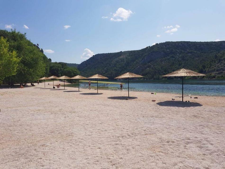 Rokovaca Apartment Skradin Exterior photo